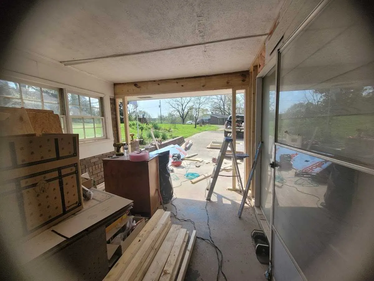 Air movers and dehumidifier for Drying & Dehumidification in Severna Park